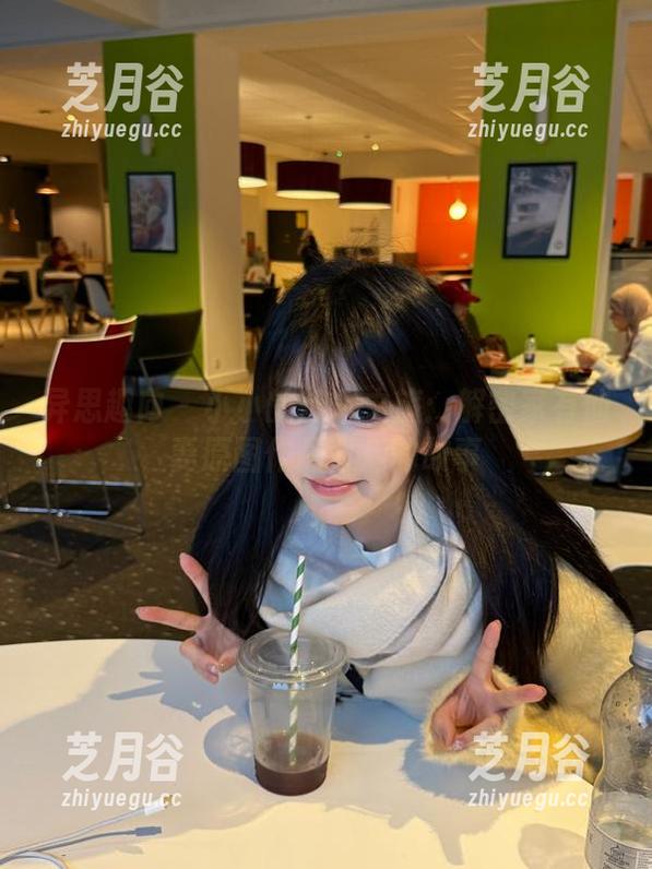 异思趣向-小小 异思趣向 - 小小的艺术之旅:解密家有仙妻原图作品背后的故事