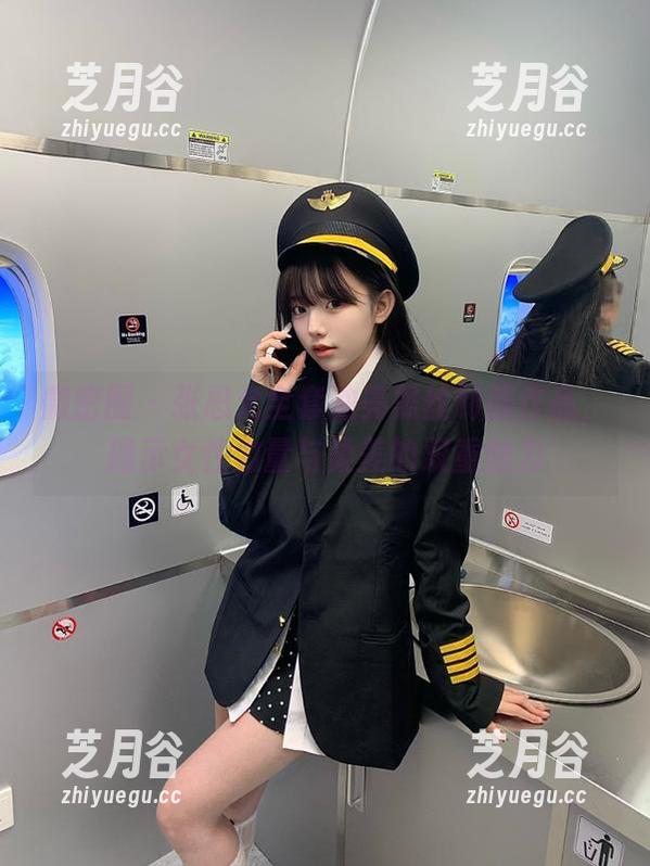 张思允 微密圈 - 张思允全套油亮黑丝制服作品,揭示女性力量与柔美的双重魅力