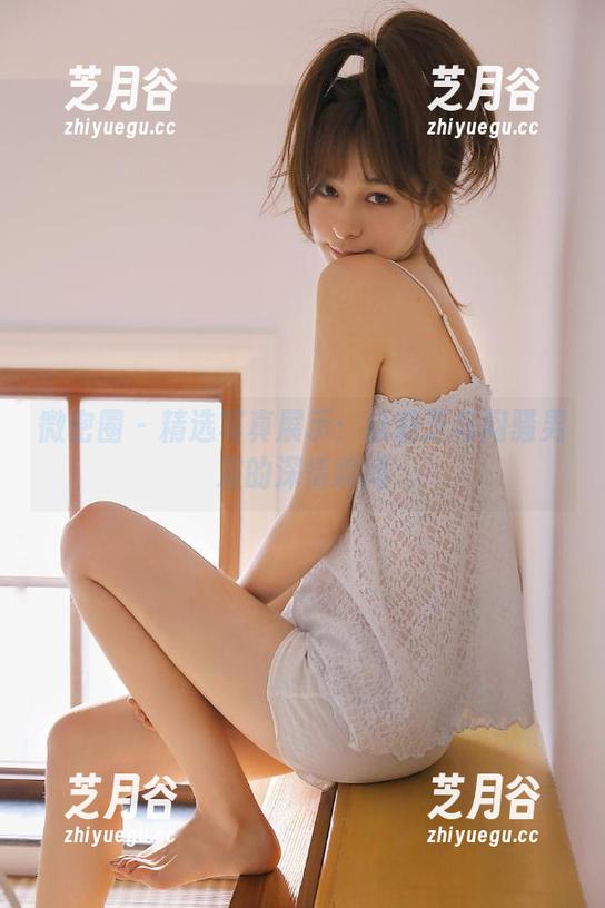徐莉芝 微密圈 - 精选写真展示:徐莉芝与闷骚男友的深情瞬间