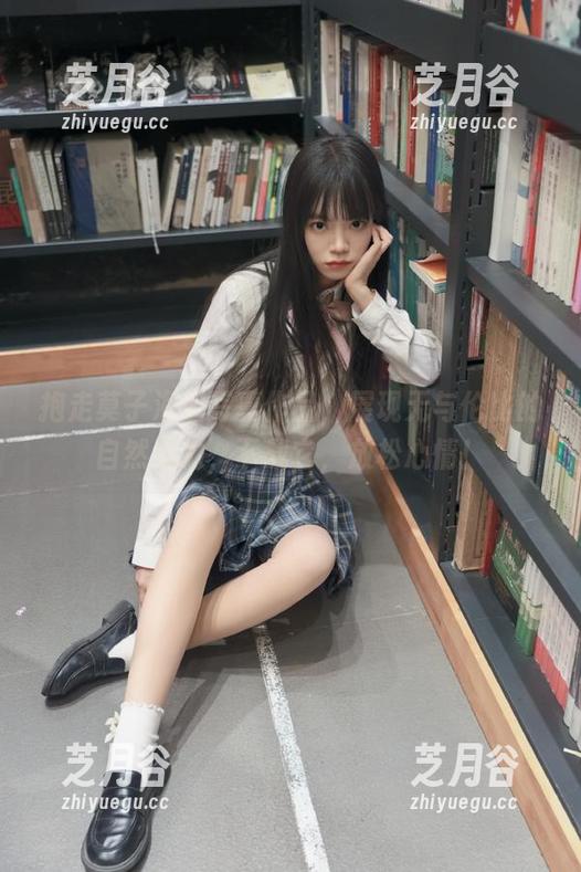 抱走莫子 抱走莫子海边写真作品,展现无与伦比的自然魅力,下载它,放松心情!