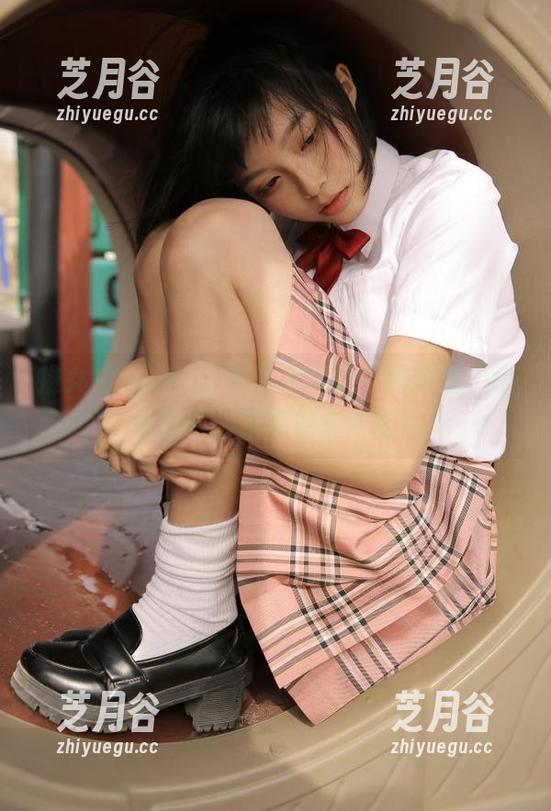 推女神-Lee小棠 推女神 - Lee小棠私房写真中的魔法,优雅图片合集等你来欣赏!