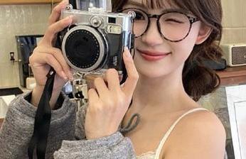 推女神 – 施忆佳女王的独特风采，全套写真下载震撼上线，让你过足眼瘾！