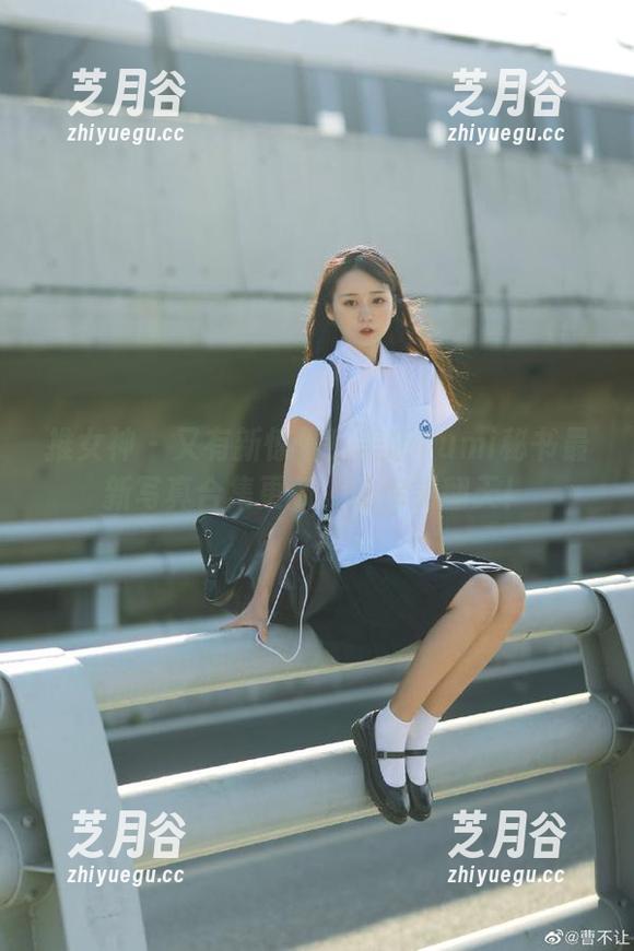推女神 - 又有新惊喜！美昕Yumi秘书最新写真合集更新，让你笑翻天！