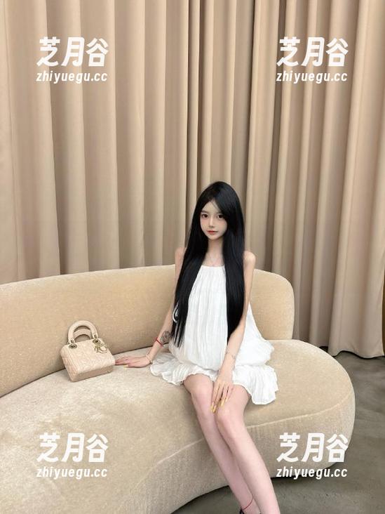 星颜社 - 韩雨嘉妹妹图包分享，快来观看她的独特艺术世界！