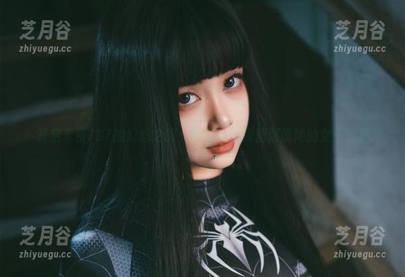 末夜787 开启末夜787的幻想之旅,精彩cos原图展现她的女王气质