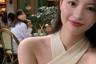 果团网 – 在“萌神妹妹”的写真作品《女王》中，感受气质与美丽的完美结合，快来欣赏吧