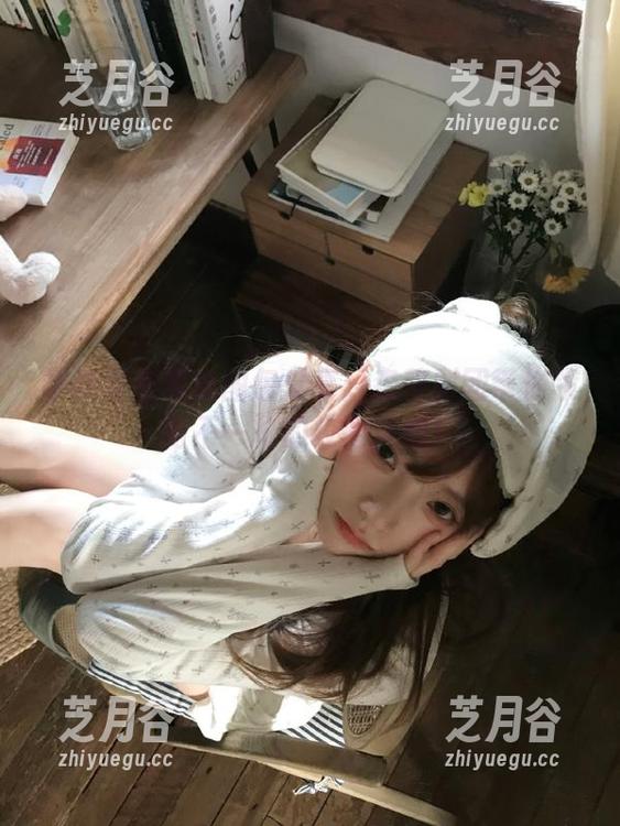 森萝财团 学妹教室黑丝图包分享:森萝财团带你领略不一样的校园风情!