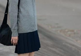 微密圈 – 走进楚楚不吃鱼的世界：校服写真精彩瞬间，网盘下载随时享用