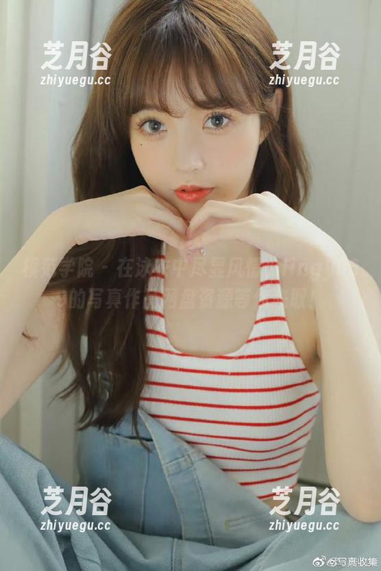 模范学院-lingyu69 模范学院 - 在泳衣中尽显风情,lingyu69的写真作品网盘资源等你来取!