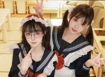 模范学院 – 伊小七MoMo透明写真美图分享，探索她内心世界的纯粹与真实
