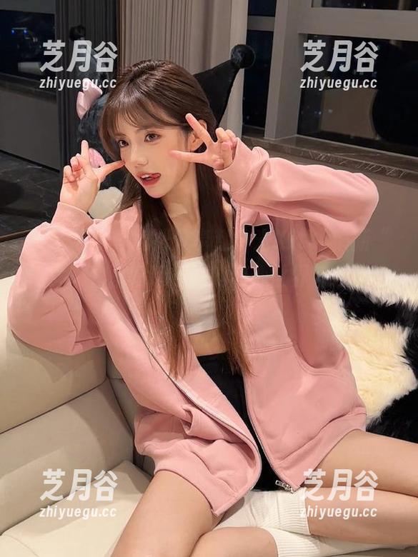 模范学院-赵小米Kitty 模范学院 - 免费分享赵小米Kitty最新“修女”套图,透视她的内心世界与艺术追求