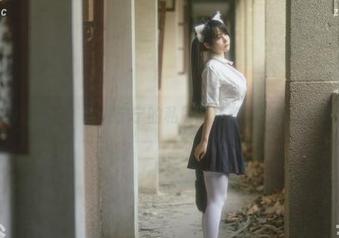 爱猫如命，樱井宁宁的私房图集和她的白猫故事