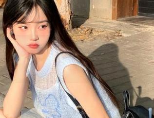 微密圈 – 海豚baby写真集更新，带你感受海边的浪漫与自在生活！