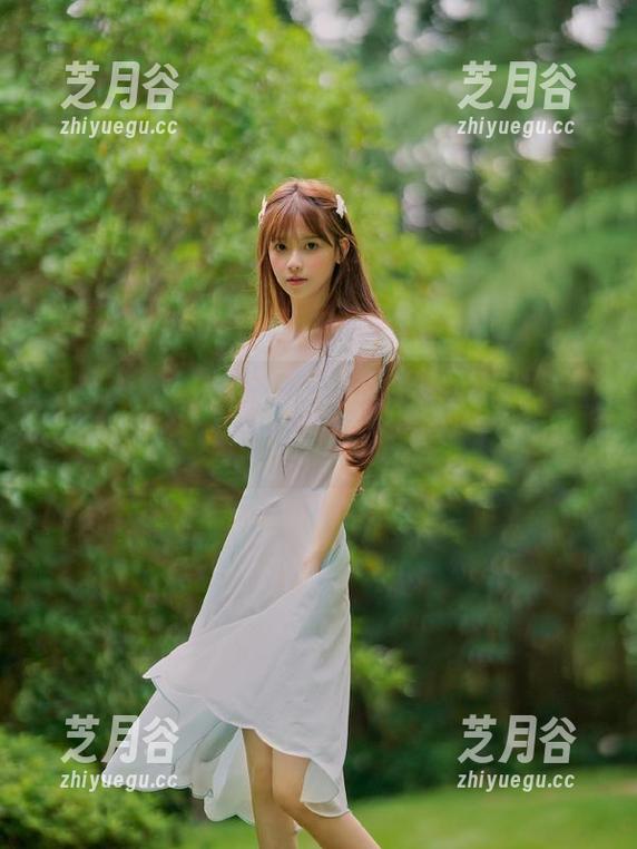 激萌文化-沈欣雨 激萌文化 - 最新写真作品,沈欣雨的灰丝之美,定会让你心动不已