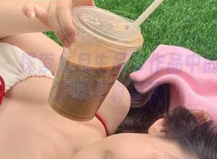 爱蜜社 – 探索九月生吊带作品中的美感与精彩写真资源