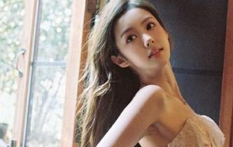 爱蜜社 – 小热巴闪耀的少女写真之旅，探索丰富资源的美妙世界