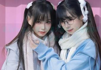 爱蜜社 – 果儿Victoria裸足写真大揭秘：美丽瞬间尽在网盘中等你来发现