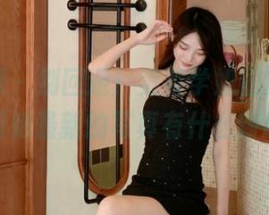 物恋传媒 – 别回避！菜菜学姐图集更新，看看她最新的写真有什么新意？