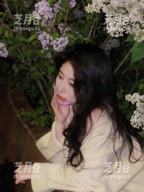 白银81 白银81最新高清图集,黑丝学妹新补让你领略不同风格的魅力!