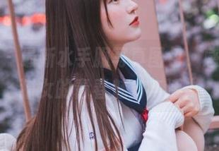 微密圈 – 最新水手服写真图包，感受白龙猫女的青春魅力与活力