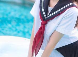 释放创意与美感：祖木子课桌上写真合集，网盘链接助你轻松获取！