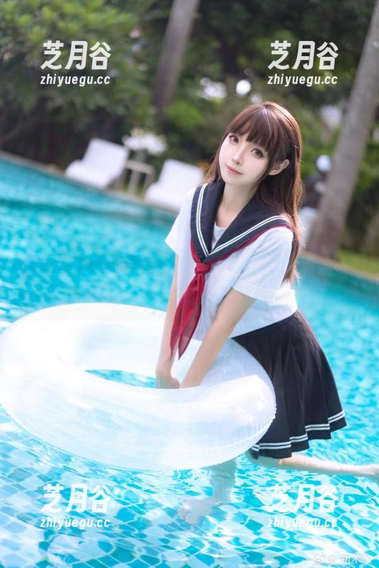 祖木子 释放创意与美感:祖木子课桌上写真合集,网盘链接助你轻松获取!