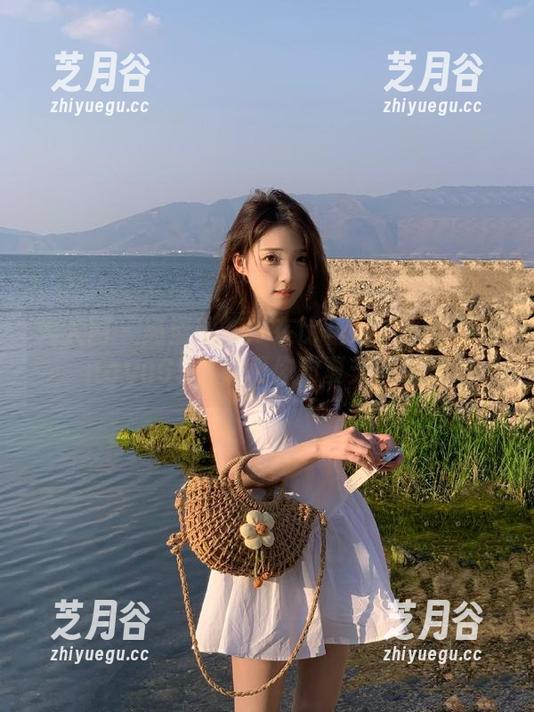 秀人网-lingyu69 秀人网 - 高清图集:在比基尼中游走的lingyu69,颠覆你对夏天的定义