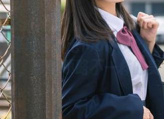 秀人网 – 再现伊小七MoMo妹妹的私拍写真，带你领略不一样的美