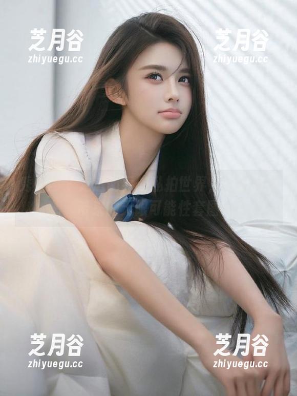 秀人网-南乔 秀人网 - 走进南乔的私拍世界,别致套装带来的无限可能性套图