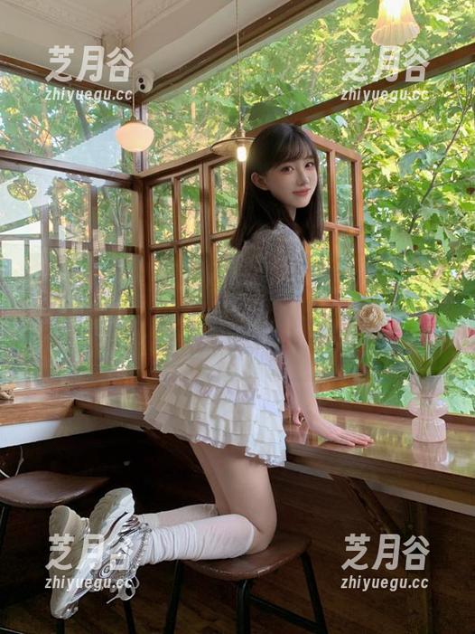 秀人网-周慕汐fairy 秀人网 - 周慕汐fairy白衬衫美眉系列作品解密,原图让我们一窥清新少女的心灵世界!