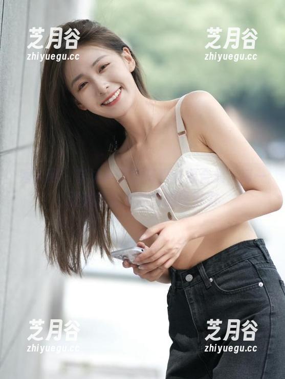 秀人网-奈沐子 秀人网 - 奈沐子温柔写真资源合集,每一张都散发着独特的吸引力