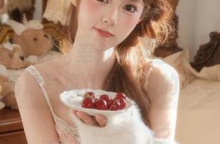 秀人网 – 美丽与奉献：木子nana护士的高清写真作品引发的思考