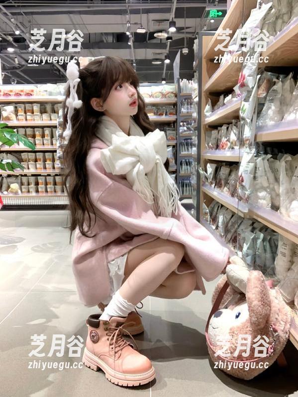 秀人网-果果Nikki 秀人网 - 免费探索果果Nikki的温柔写真照片,享受一场视觉上的柔美盛宴!