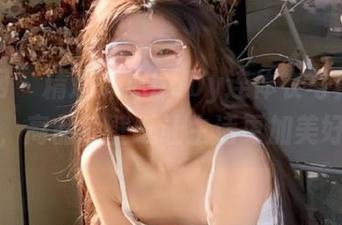 秀人网 – 精选沐沐baby连体衣写真合集，高品质壁纸让生活更加美好