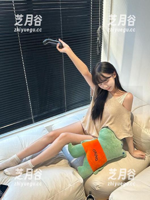 秀人网-清水美嘉 秀人网 - 收藏清水美嘉的自拍作品图库,分享她独特的视觉体验