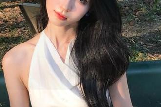 秀人网 – 探索王俪丁小宝贝的新作：私拍蕾丝写真，时尚与艺术在她身上交相辉映，令人叹为观止