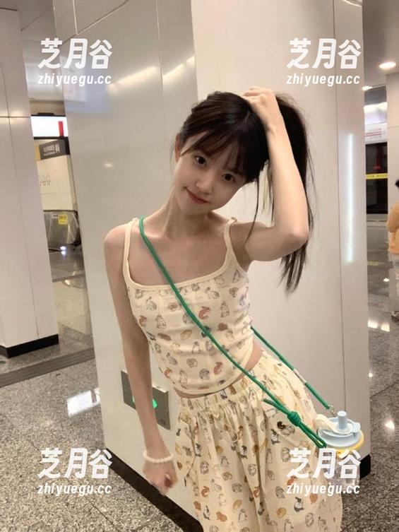 秀人网-米妮大萌萌 秀人网 - 最新黑白写真,米妮大萌萌的艺术感悟合集,尽在这里!