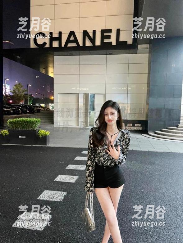 秀人网-美七Mia 秀人网 - 在线浏览美七Mia的裤里丝写真图片,尽享视觉盛宴