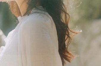 秀人网 – 萌琪琪Irene的圣诞写真受到热捧，在线资源轻松获取，引领潮流的节日幻影！