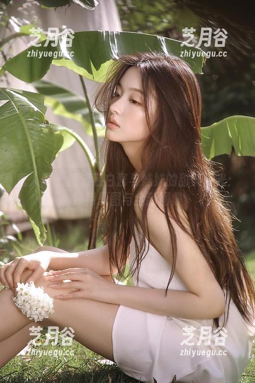 秀人网 - 重温萌白酱与妹妹的甜美时光：独特原图与全新图集