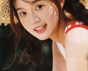秀人网 – 蓝夏Akasha连衣裙原图合集：从容自信的美丽，记录她在夏季的每一面！