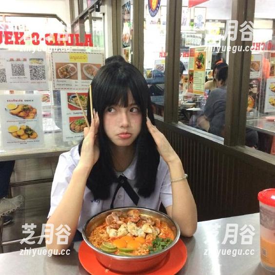 秀人网 - 西希白兔自拍全集：无圣光影像下的诗意之美，值得一观