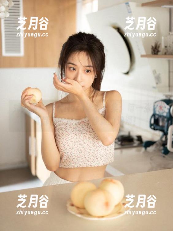 秀人网-软软Roro 秀人网 - 软软Roro泳衣合集:每一张写真都在诉说夏日沙滩的浪漫!