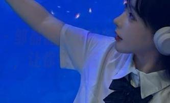 秀人网 – 邹晶晶女王独特的女友写真精选，让你领略浪漫与个性