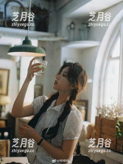 紧急企划-见希w 紧急企划 - 不可思议的“见希w甜心”美图合集,如何用写真撩到心仪对象?笑着就能做到!