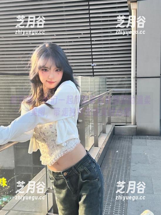 紫色哒豚豚 微密圈 - 咱们一起欣赏紫色哒豚豚的温柔美图,带走独特壁纸美好心情