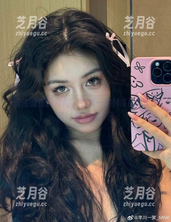 海边的美丽瞬间，芊川一笑MNK全套作品让你心动不已