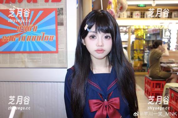 芊川一笑MNK 芊川一笑MNK白丝写真套图,优雅与诱惑完美融合的视觉盛宴