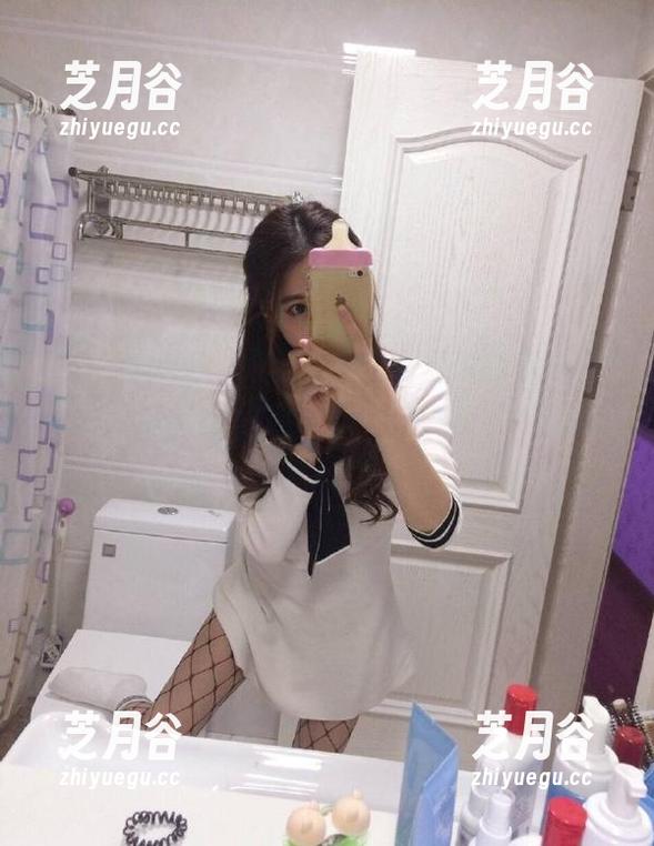 花漾show - 探索Abby李雅的搞笑睡衣原图分享，带你感受不一样的摄影魅力与欢笑！