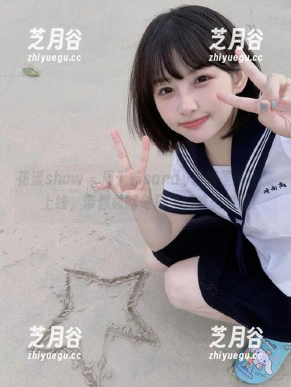 花漾show - 周于希sandy最新圣诞图集上线，带你领略冬日里的唯美瞬间